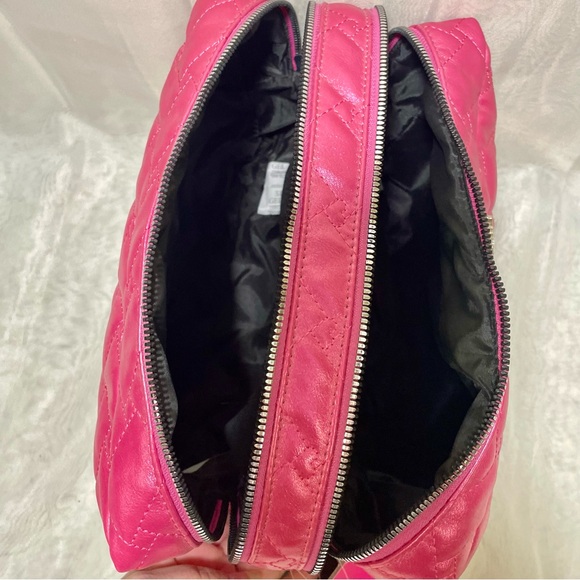 Betsey Johnson Fuchsia Large Quilted Cosmetic Bag, NWR - Picture 11 of 15